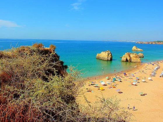 Algarve car hire - Praia da Rocha coastline